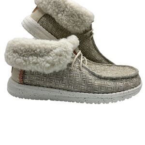 Hey Dude Women's Wendy Fold Stitch Cozy Beige Shoes Size ?6 Casual